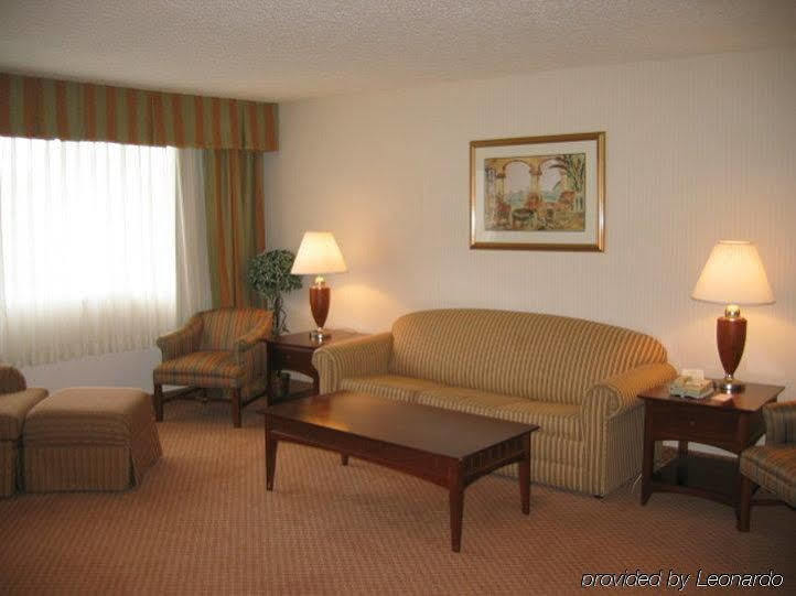 Holiday Inn Charlottesville-Monticello By Ihg Zewnętrze zdjęcie